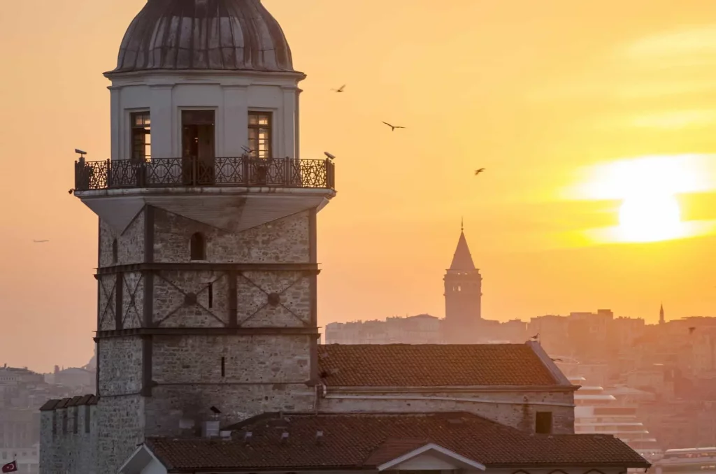 Istanbul Towers - Maiden's Tower & Galata Tower 