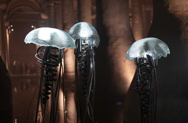 Sculptures that rise out of the water of Yerebatan Cistern (Basilica Cistern)