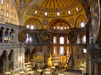 hagia sophia mosque one of the main Mosques in Istanbul