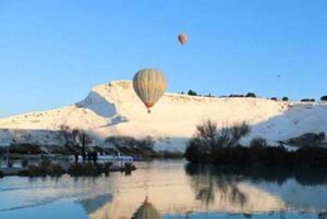 hot air balloon flights resume in turkey pamukkale