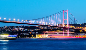 Istanbul Bosphorus Cruise at Night